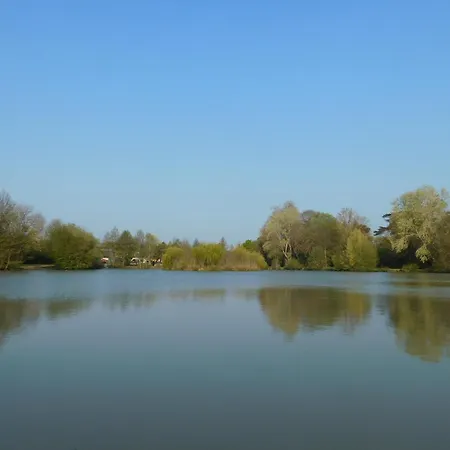 Village De Nature Et Jardin *
