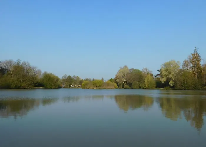 Village De Nature Et Jardin *