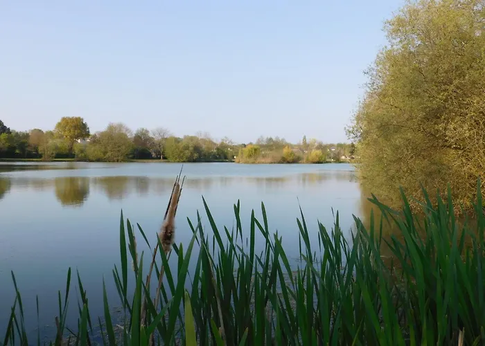 Village De Nature Et Jardin *